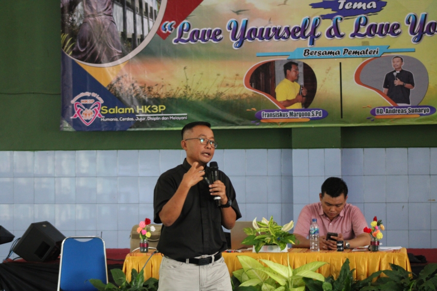 Pembinaan Mental dan Spiritualitas Kelas 7 SMP XAVERIUS 2 BANDAR LAMPUNG