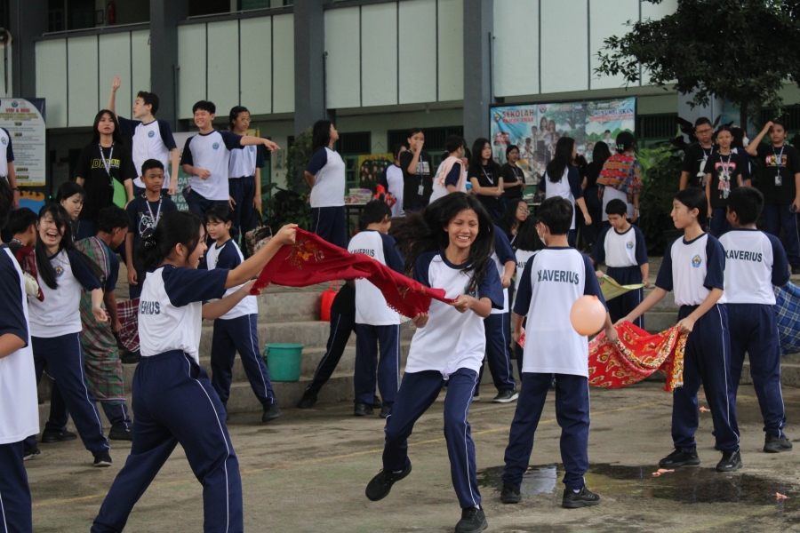 KEBERSAMAAN CLASSMEET SMP XAVERIUS 2